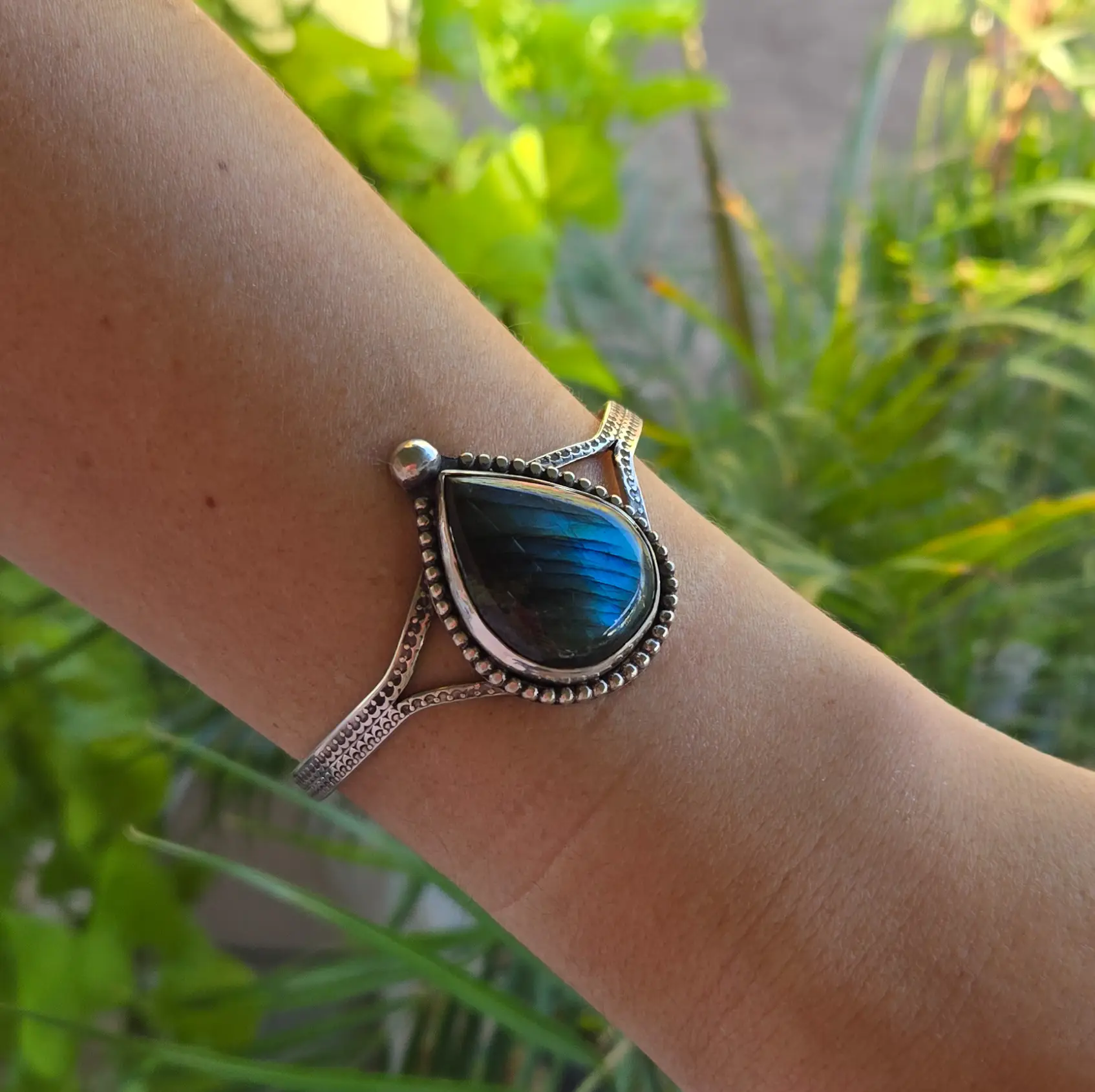 Labradorite Cuff | Size M/L